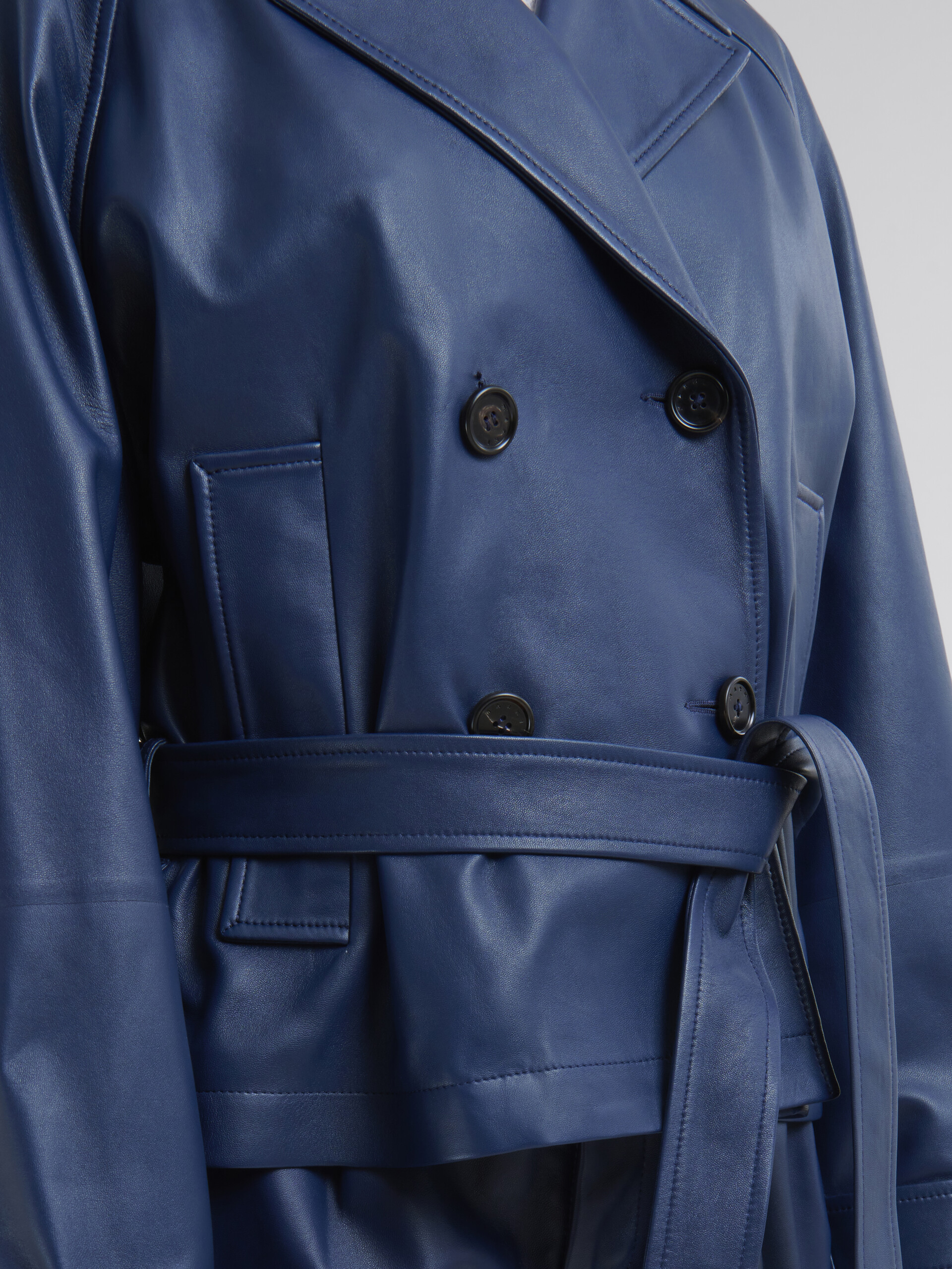 Short blue nappa trench - Jackets - Image 5