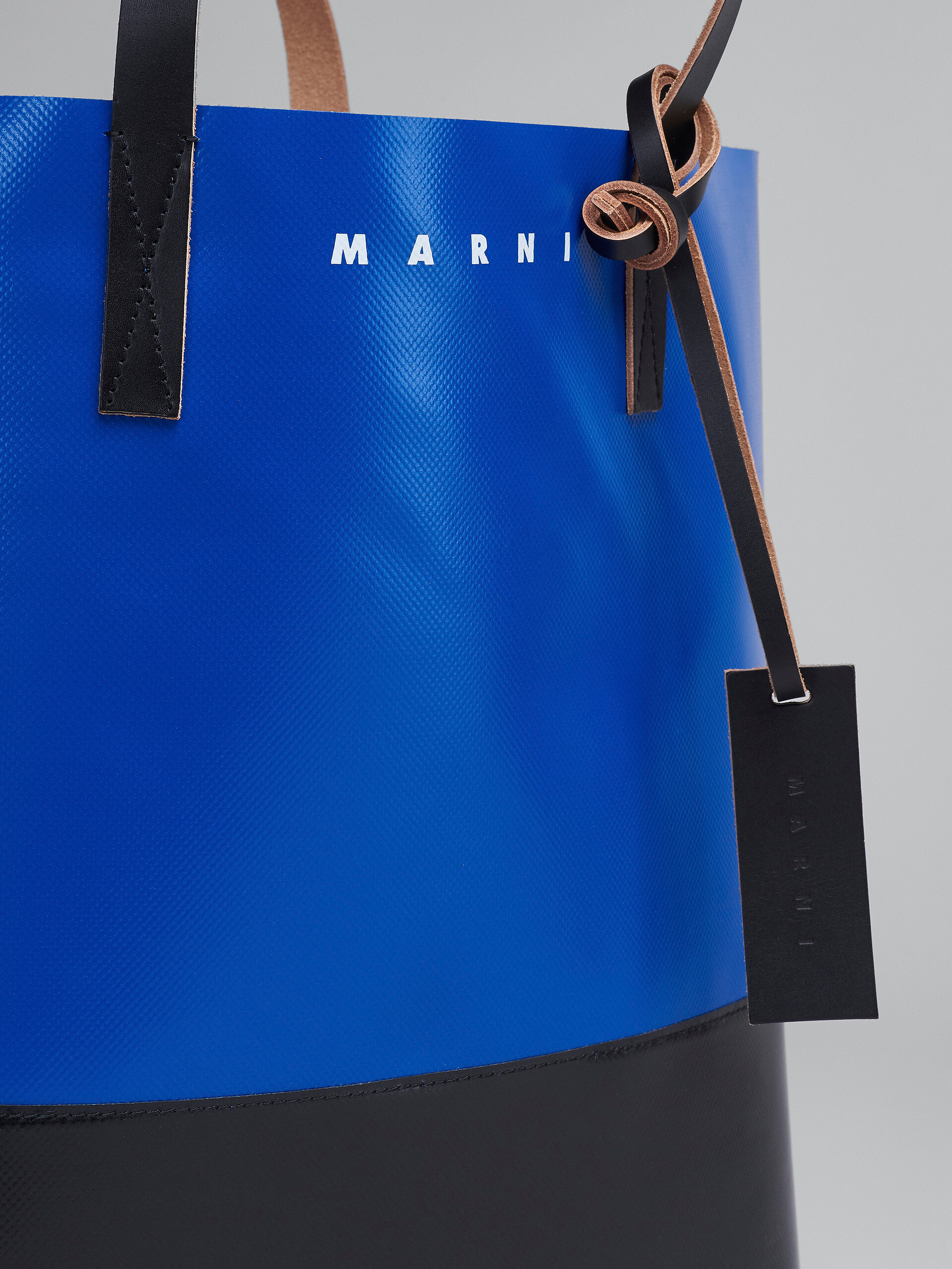 Tribeca shopping bag in blue and black - Shopping Bags - Image 5