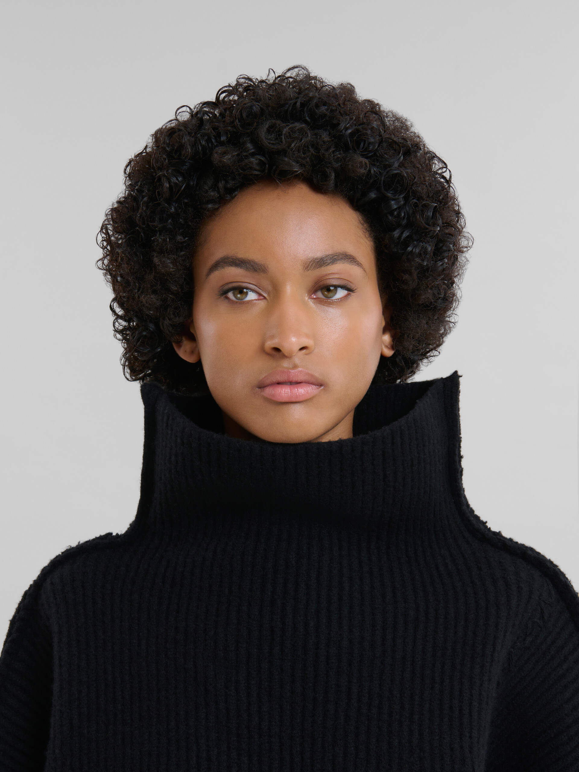 Black wool sweater - Pullovers - Image 4