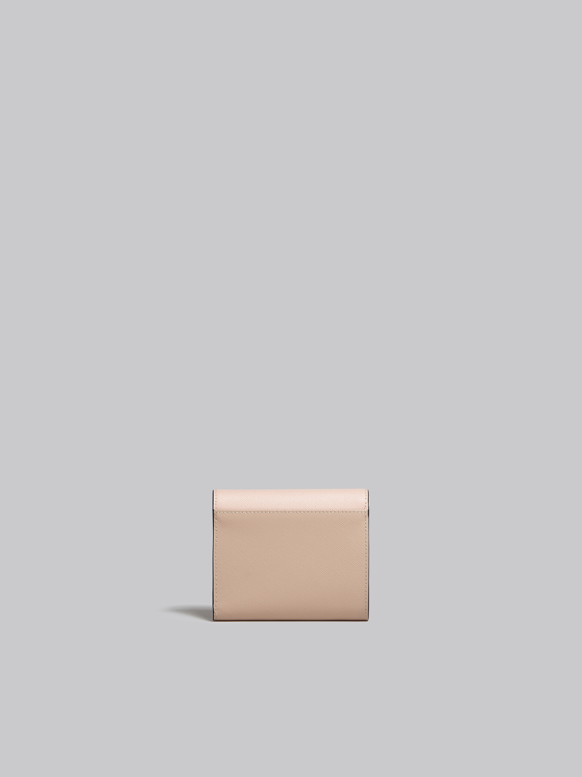 Portemonnaie aus Saffiano-Leder in Hellgrün, Weiß und Braun - Brieftaschen - Image 3