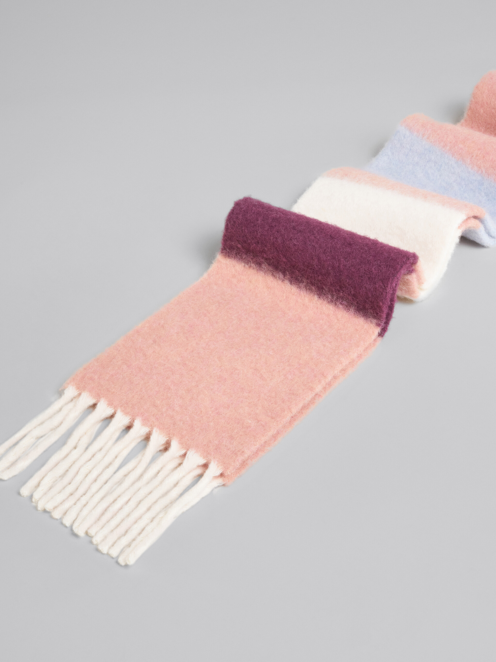 ピンク アルパカ製ストライプスカーフ - アクセサリー - Image 4