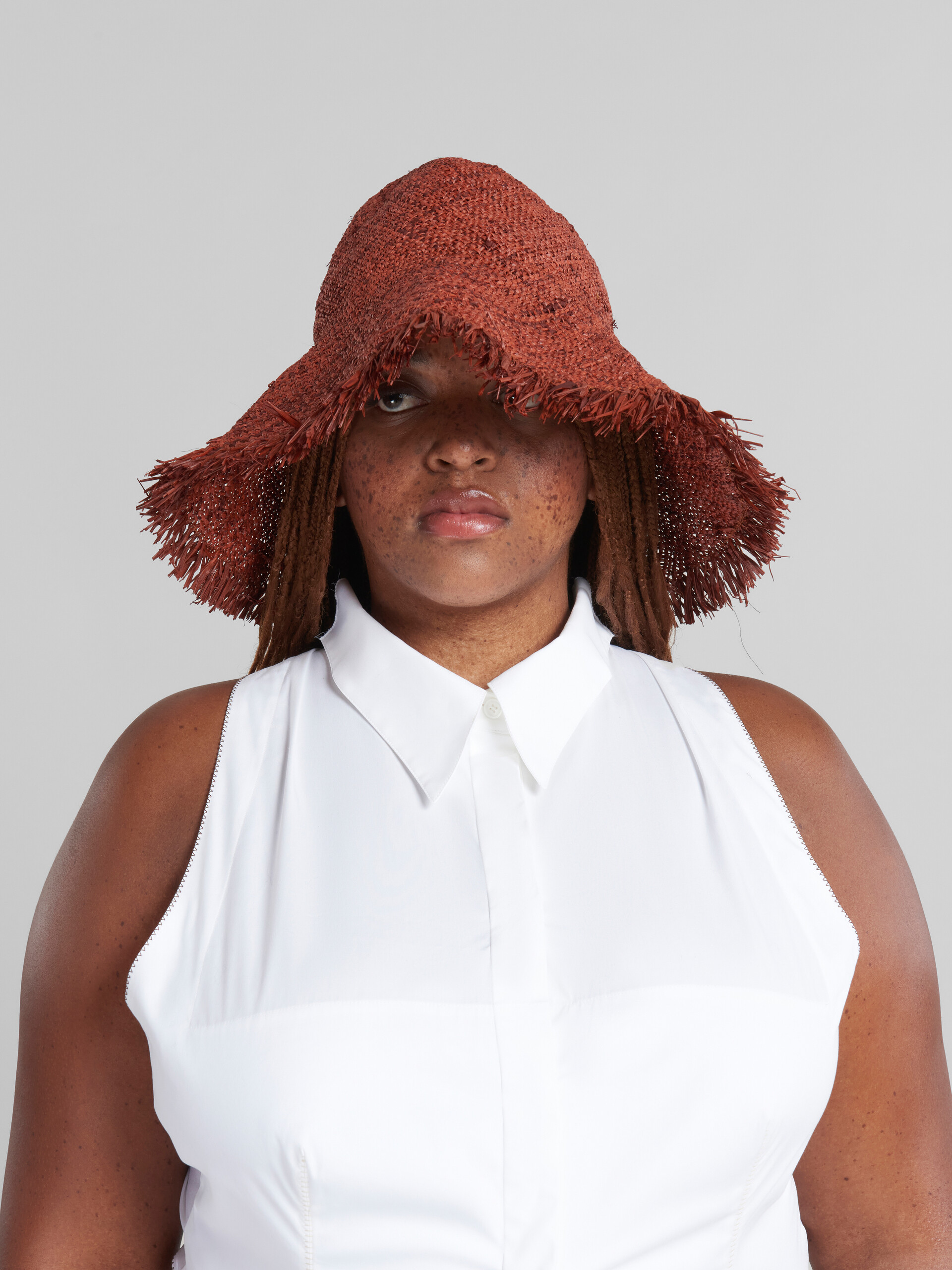 Brown raffia hat with fringed brim - Hats - Image 2