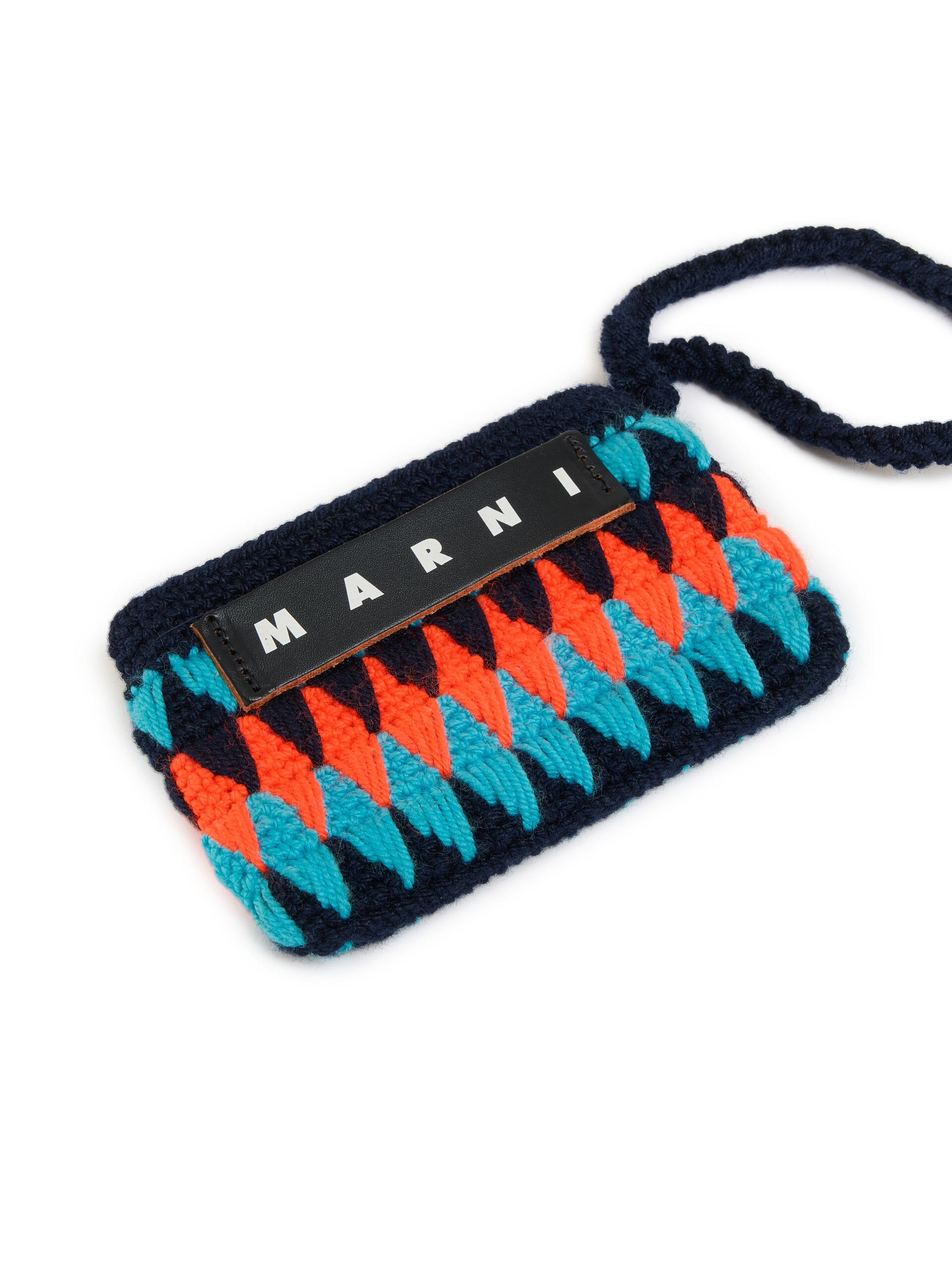 Mini-pochette Marni Market Chessboard noire réalisée au crochet - Accessoires - Image 3