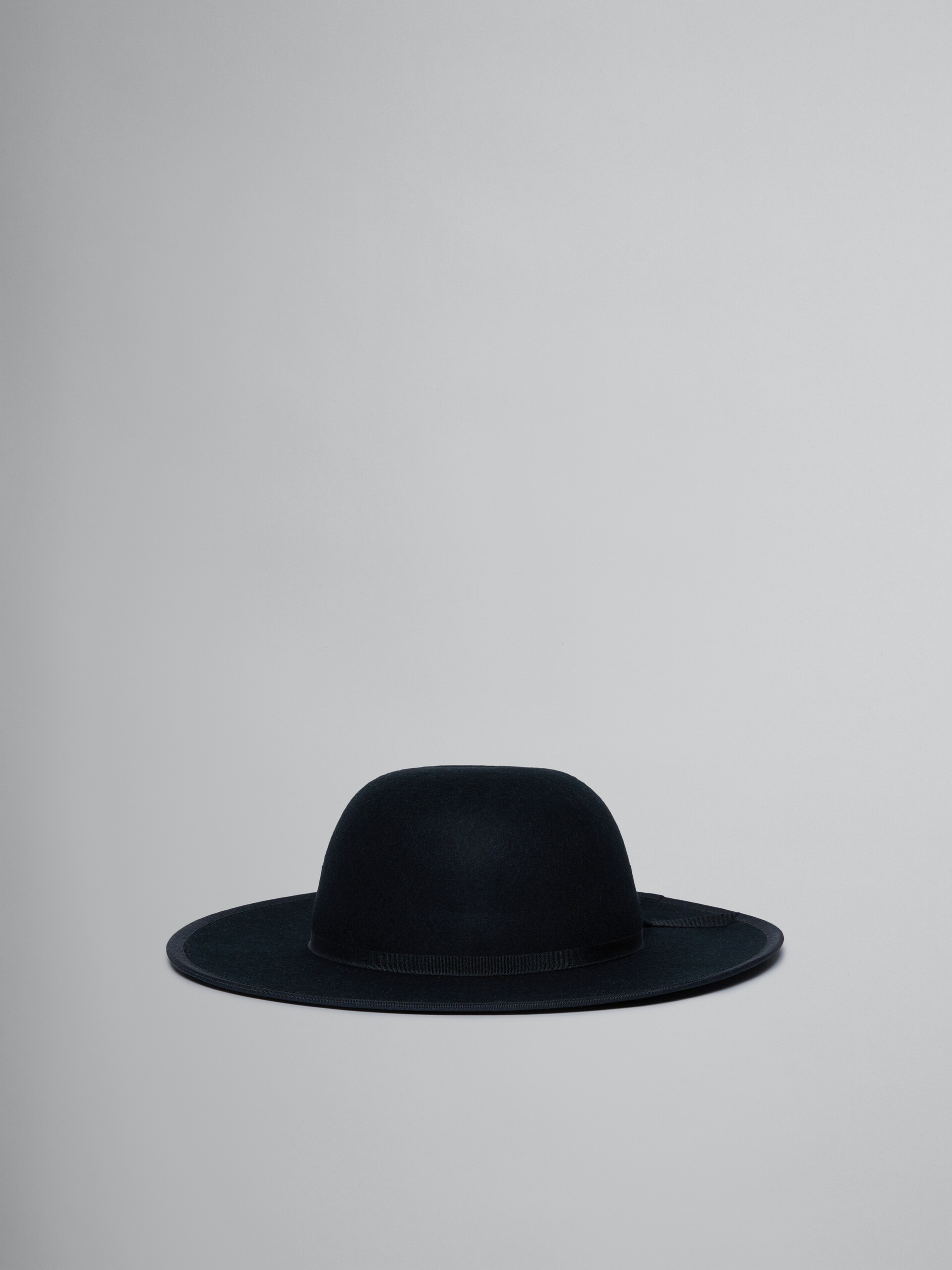 Sombrero de ala ancha negro de fieltro - Gorras - Image 1