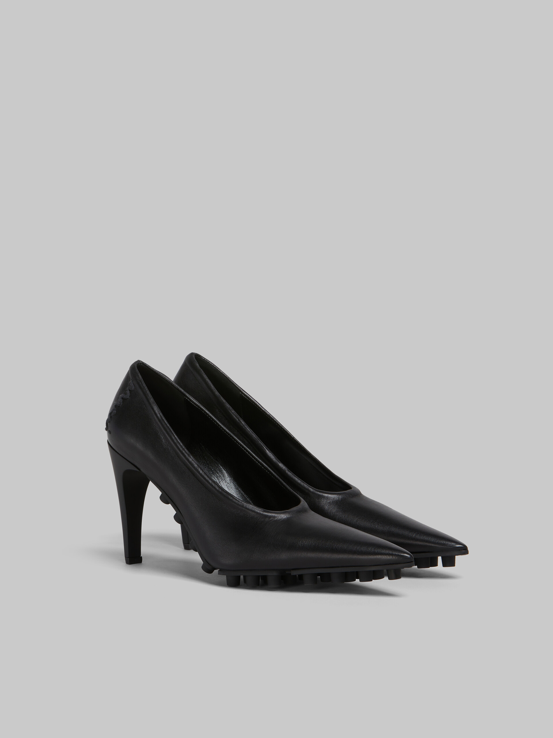 Schwarze Pumps Spike aus Nappaleder - Pumps - Image 2