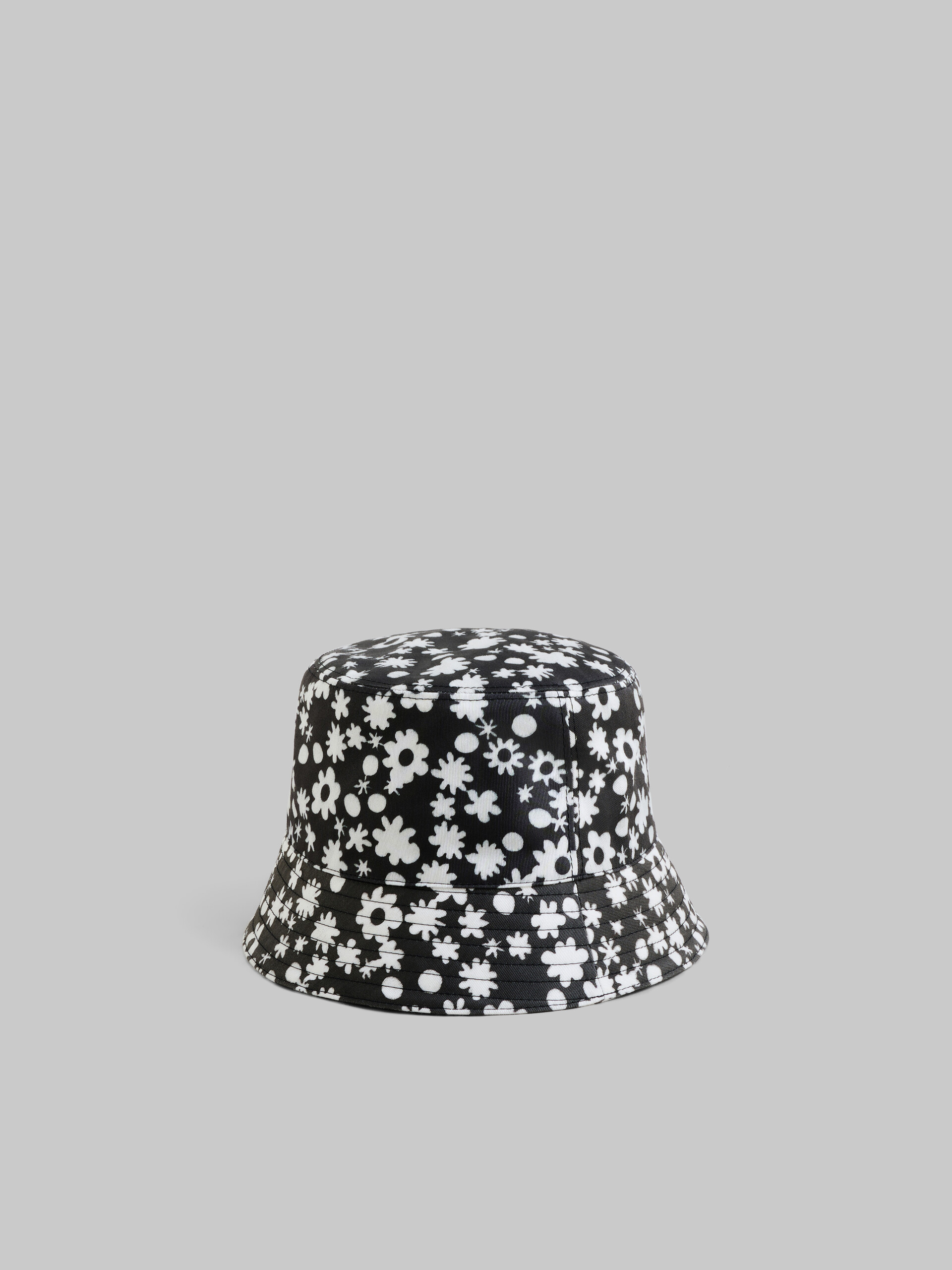 Cotton bucket hat with black and white Pop Fields motif - Hats - Image 3