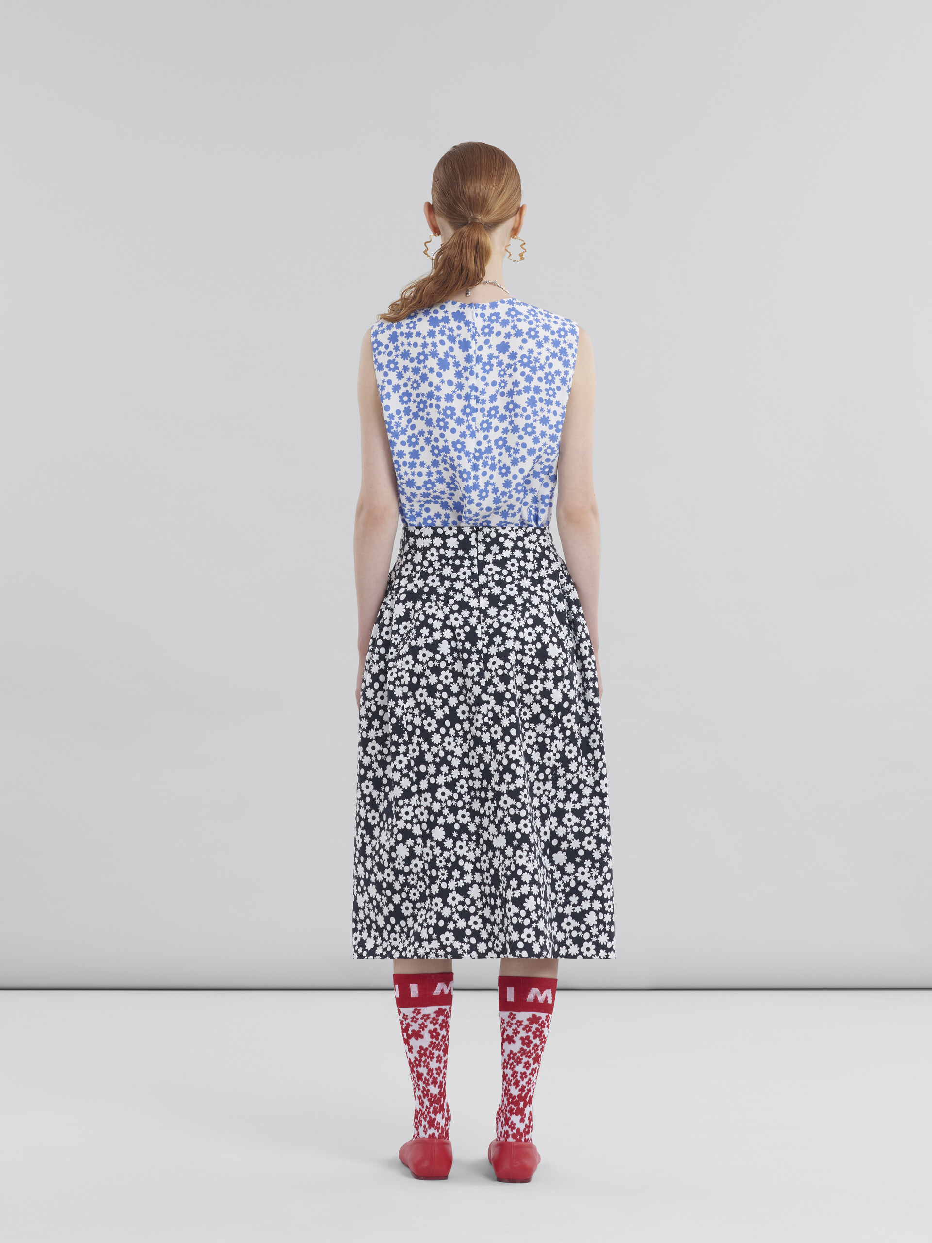 Poplin midi skirt with white and light blue Pop Fields motif - Skirts - Image 3