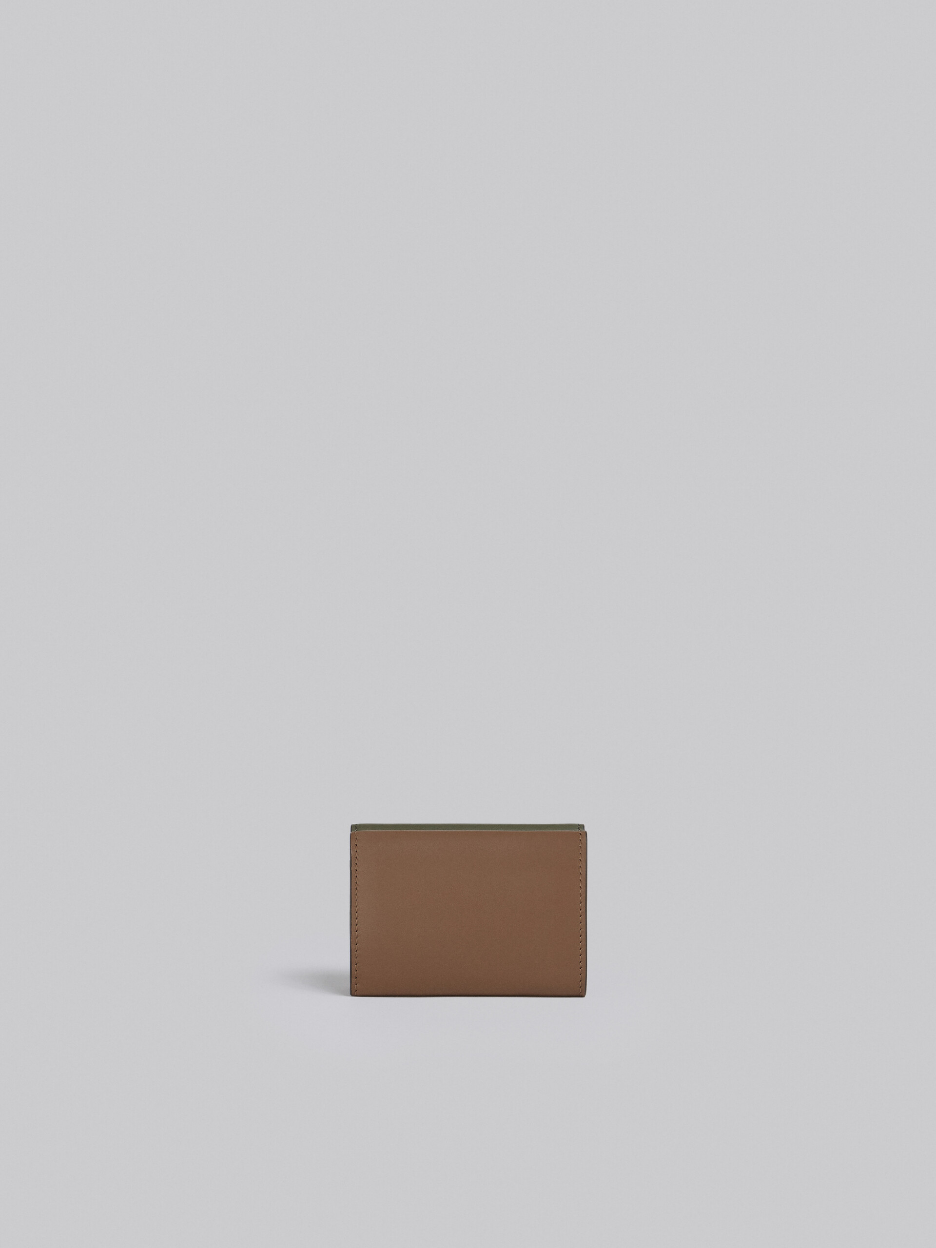 グレー、ホワイト、ブラウン レザー製三つ折りウォレット - 財布 - Image 3
