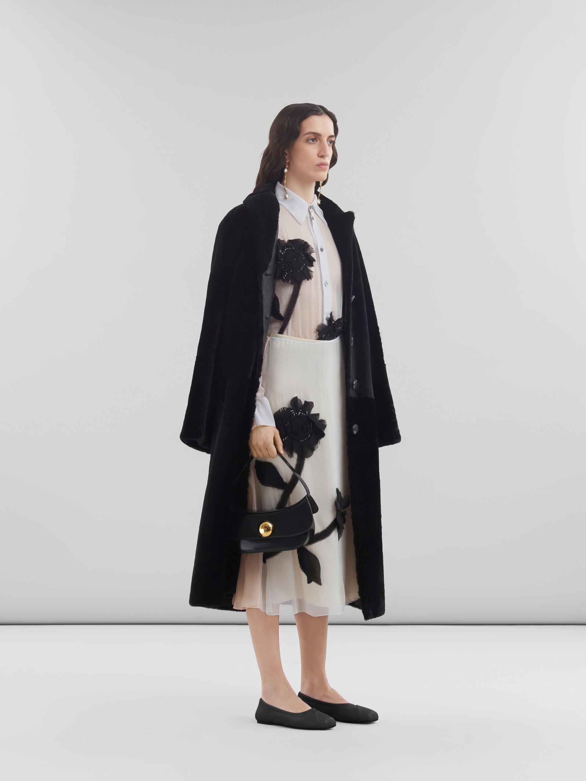 Black shaved shearling coat with padded shoulders - Coats - Image 6