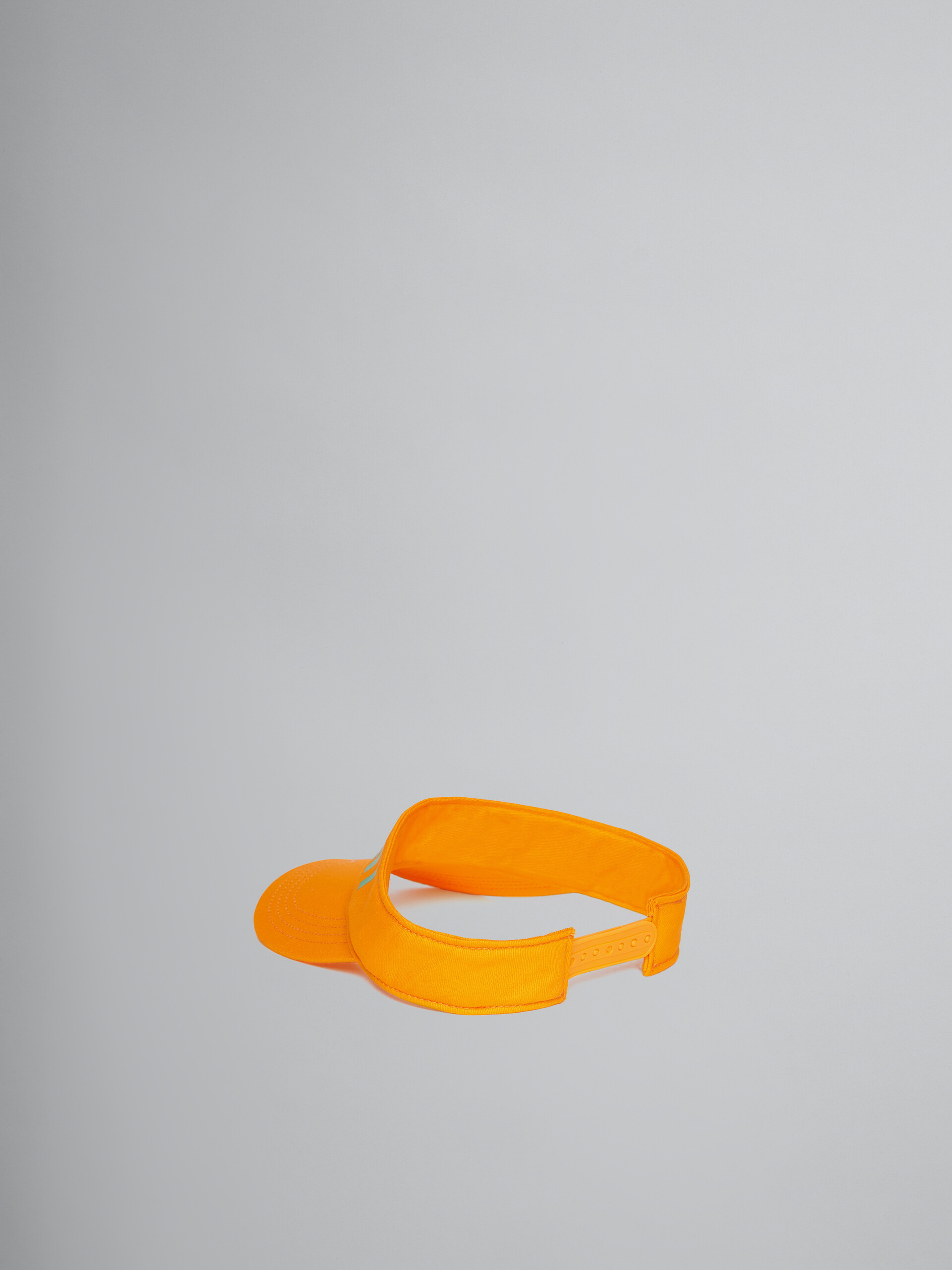 Visiera arancione in gabardina con logo - Cappello - Image 2