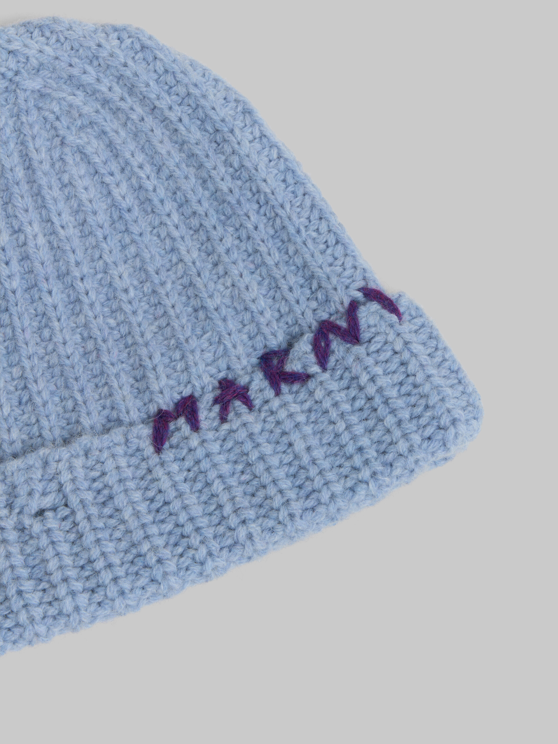 Bonnet en laine Shetland bleue avec effet raccommodé Marni - Chapeau - Image 4