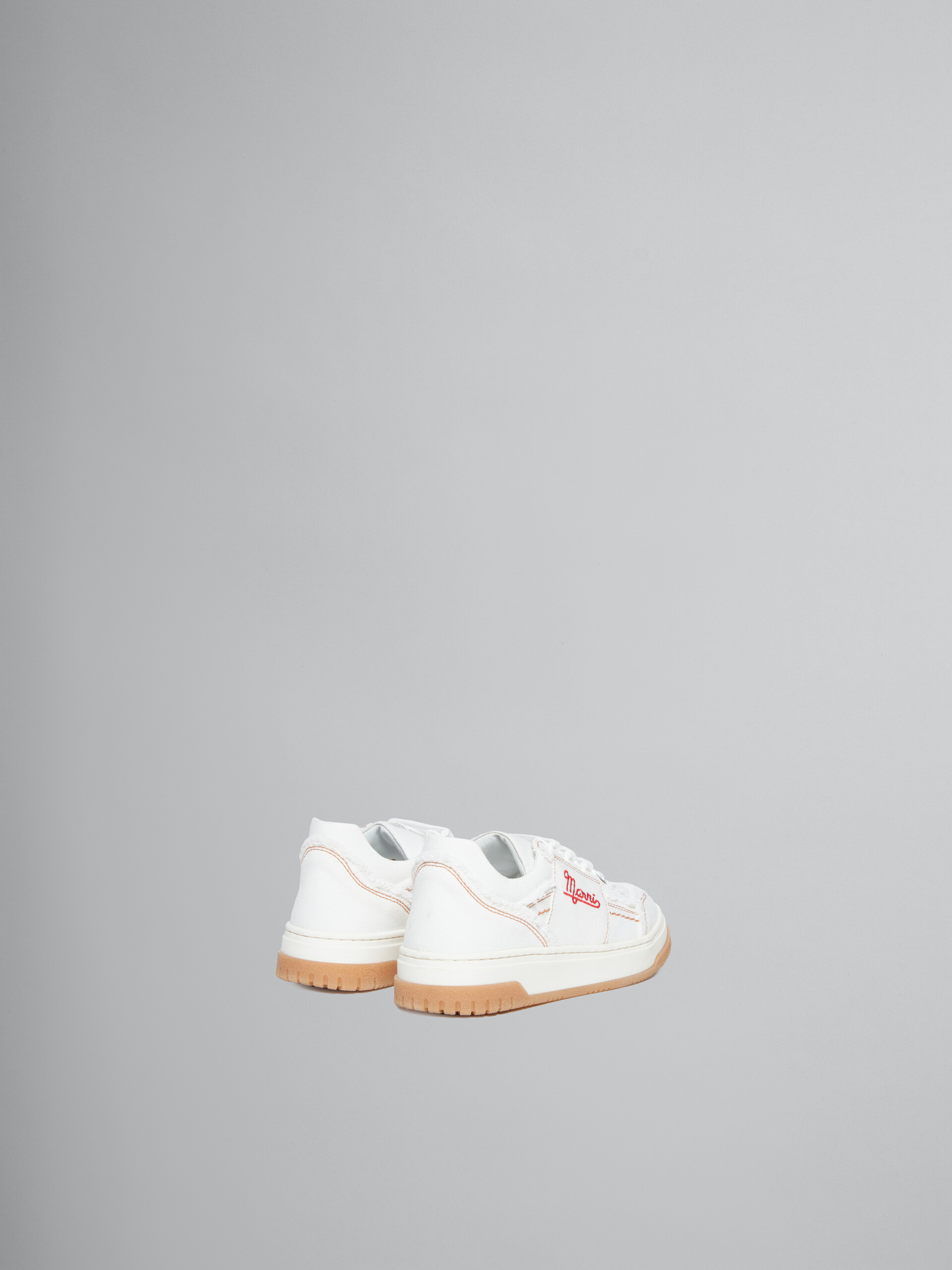 Sneaker In Denim Bianco Con Logo - kids - Image 3