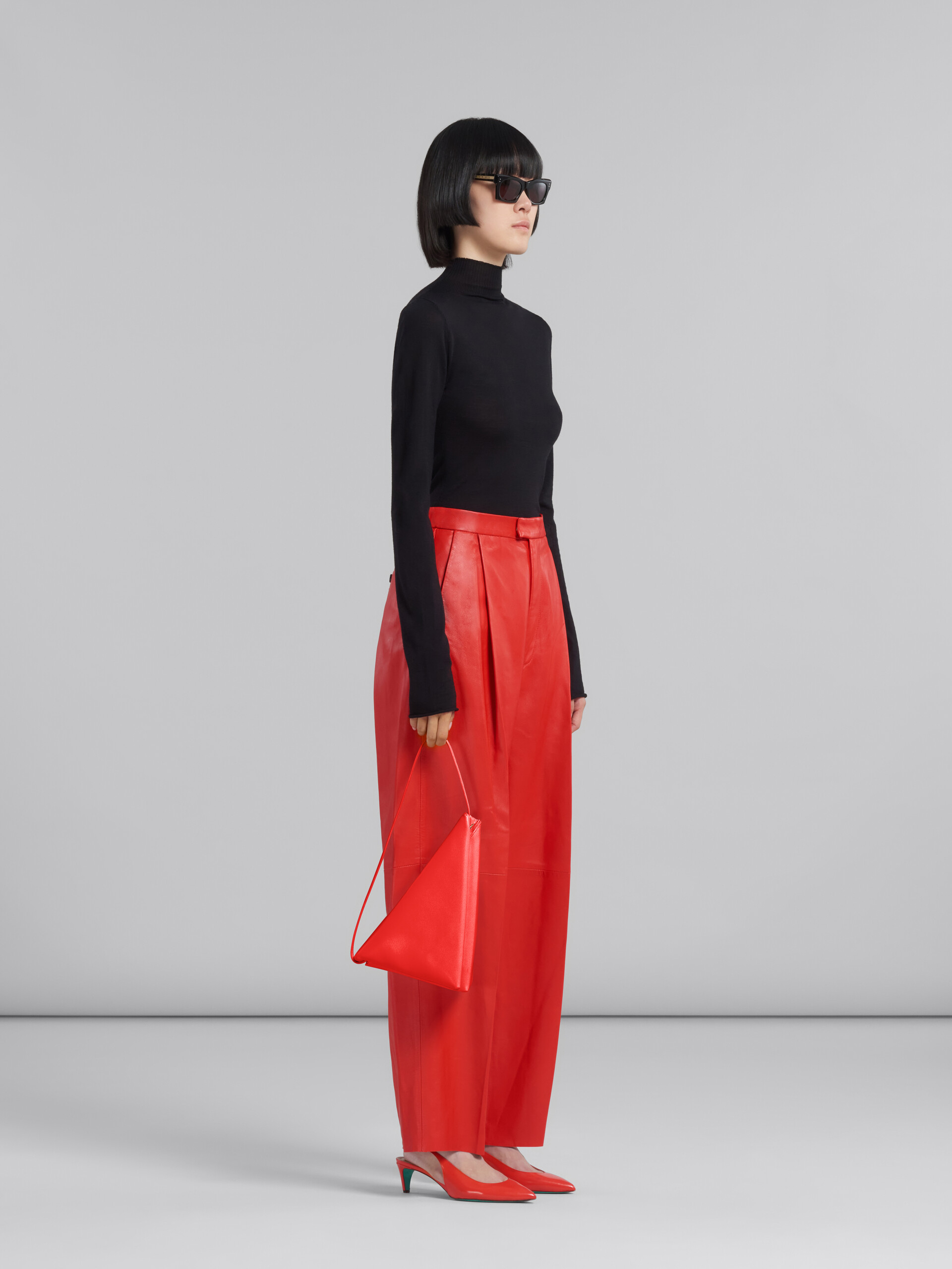 Pantalon ajusté en cuir nappa rouge - Pantalons - Image 5
