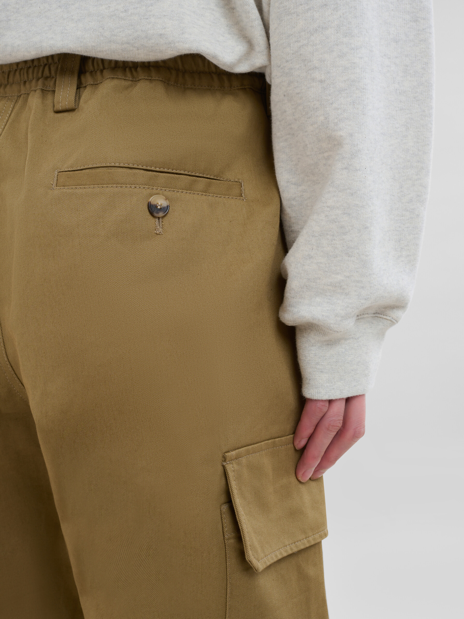 Green organic gabardine cargo pants - Pants - Image 4