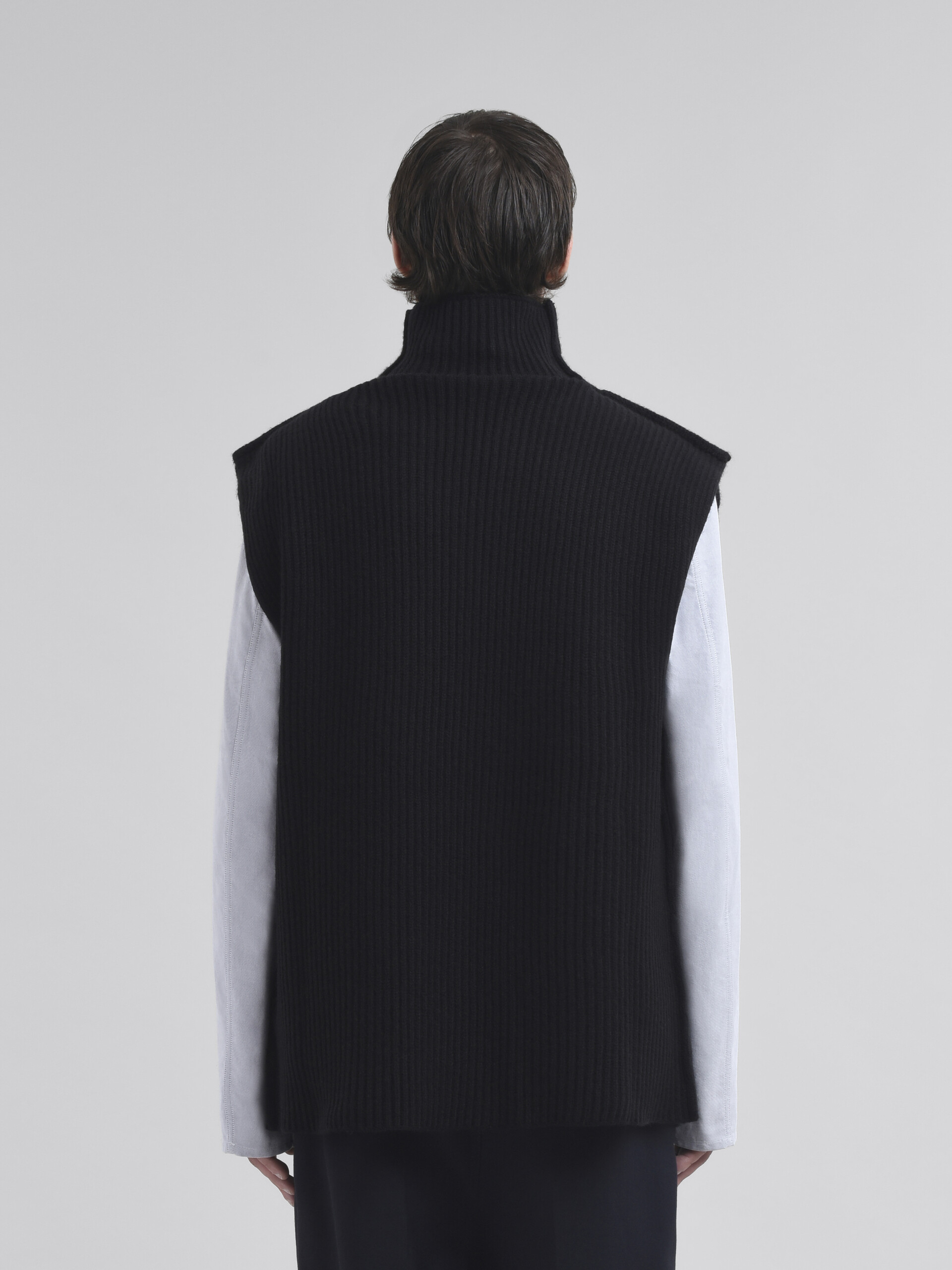 Gilet en laine côtelée noire - pulls - Image 3