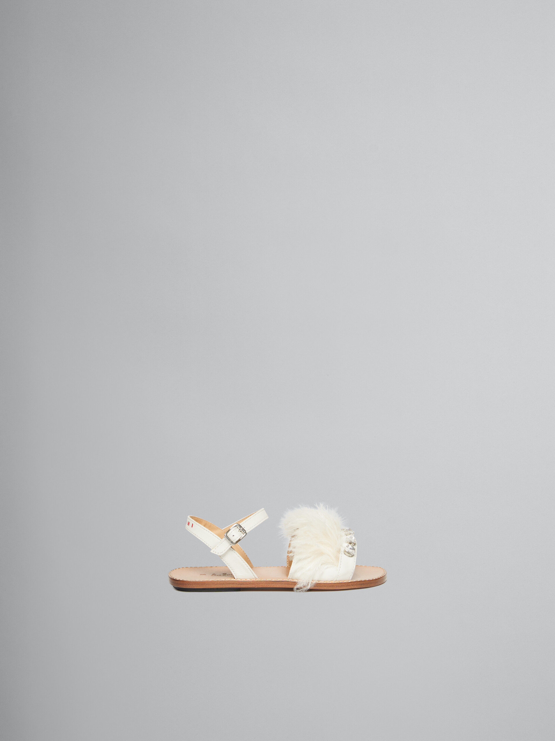 Sandalia blanca con plumas de marabú - NIÑO - Image 1