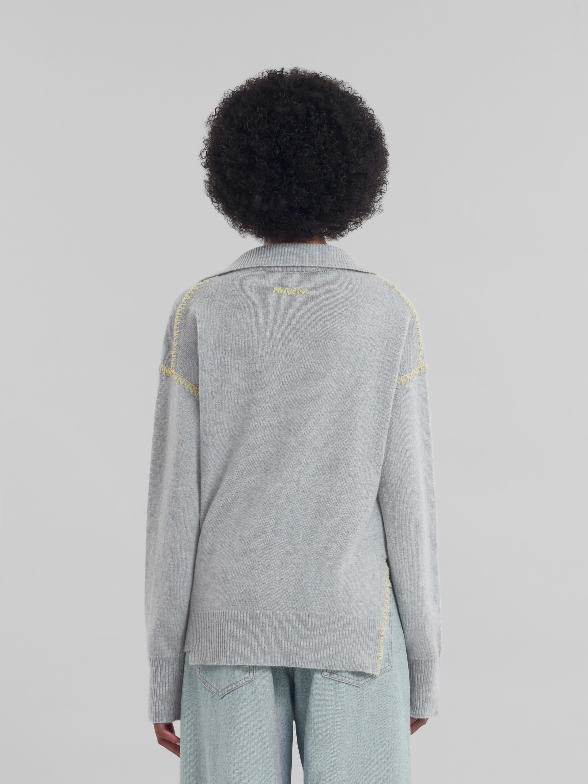 Grey wool-cashmere jumper with oversized collar - Pullovers - Image 3