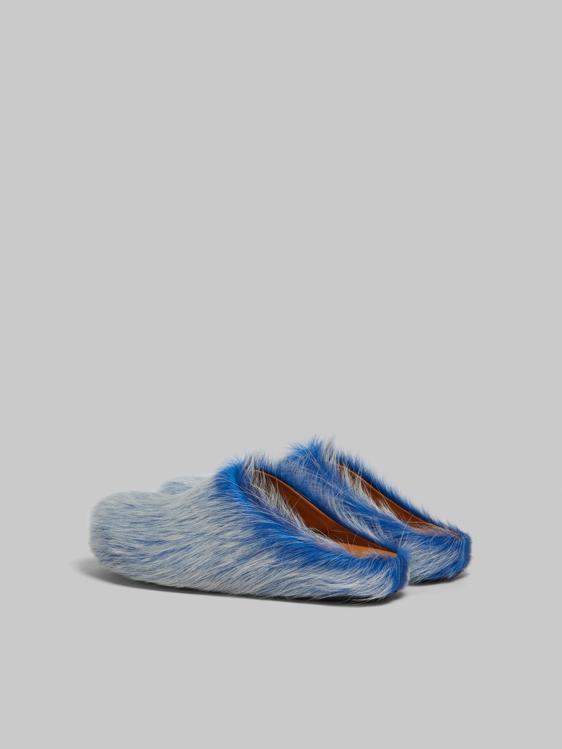 Blue-grey long hair calfskin Fussbett sabot - Clogs - Image 3