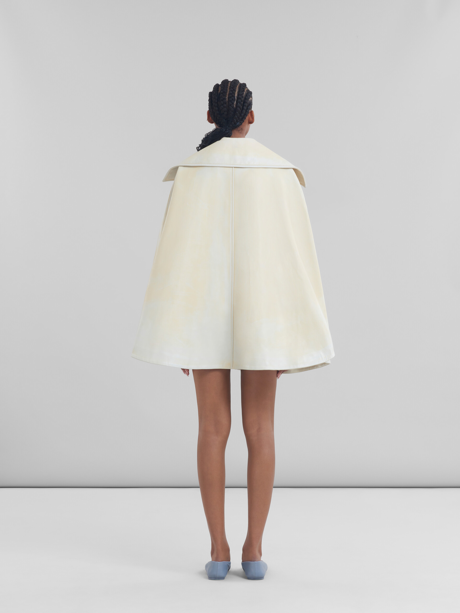 Light yellow leather cape - Coats - Image 3