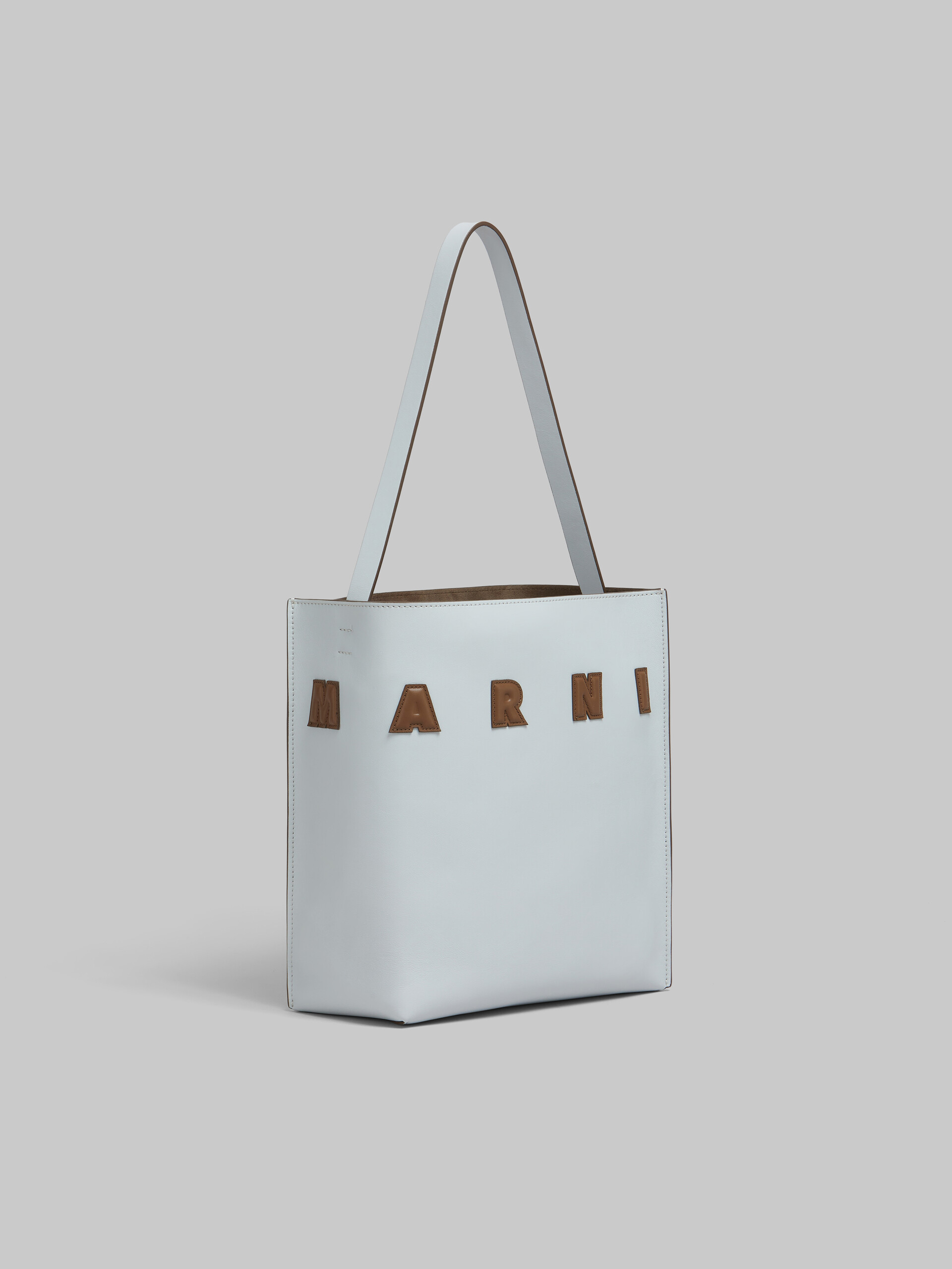 Small white leather Museo hobo bag with patches - Shopping Bags - Image 6