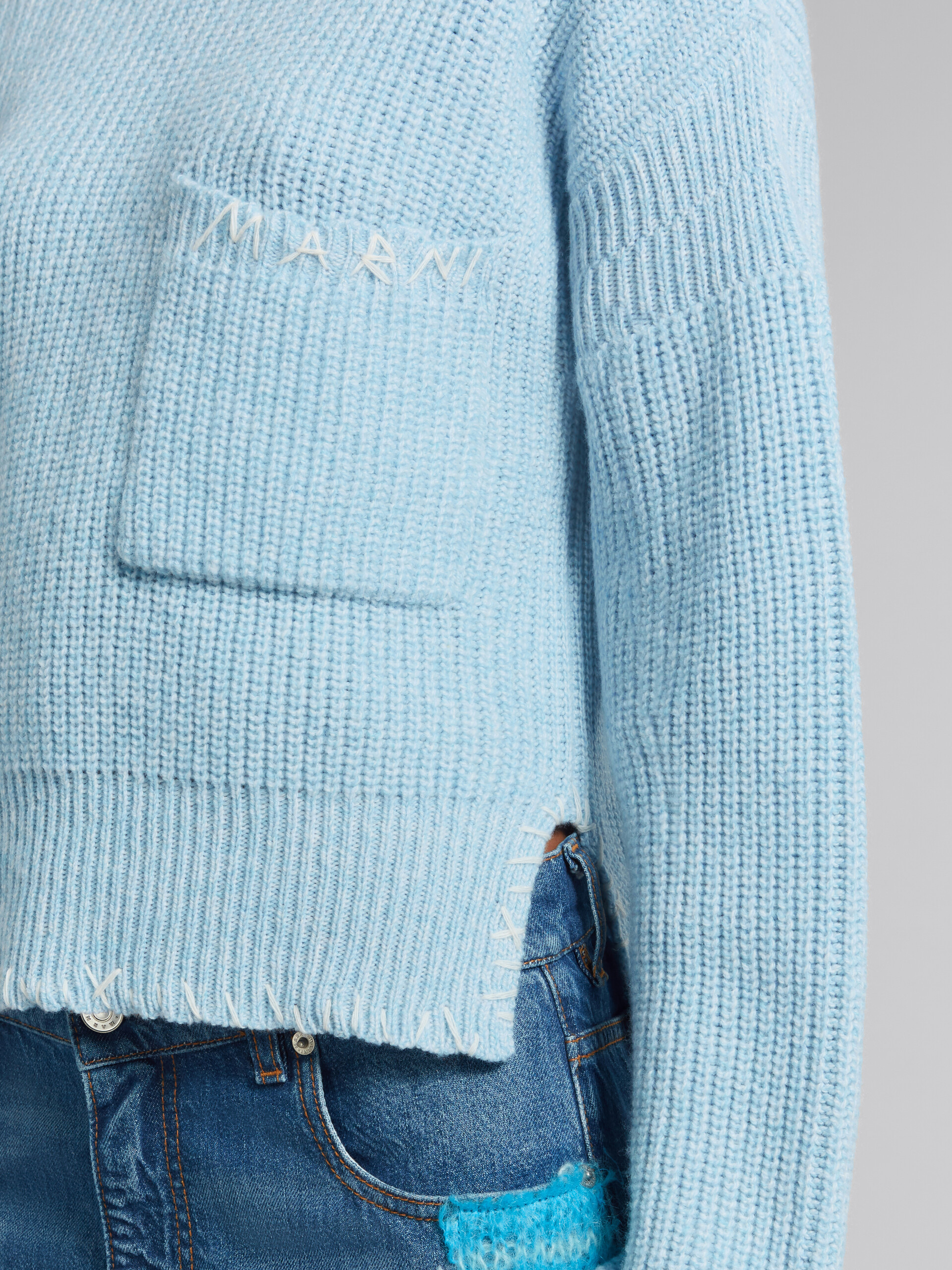 Blauer Pullover aus Mouliné mit Flicken - Pullover - Image 4