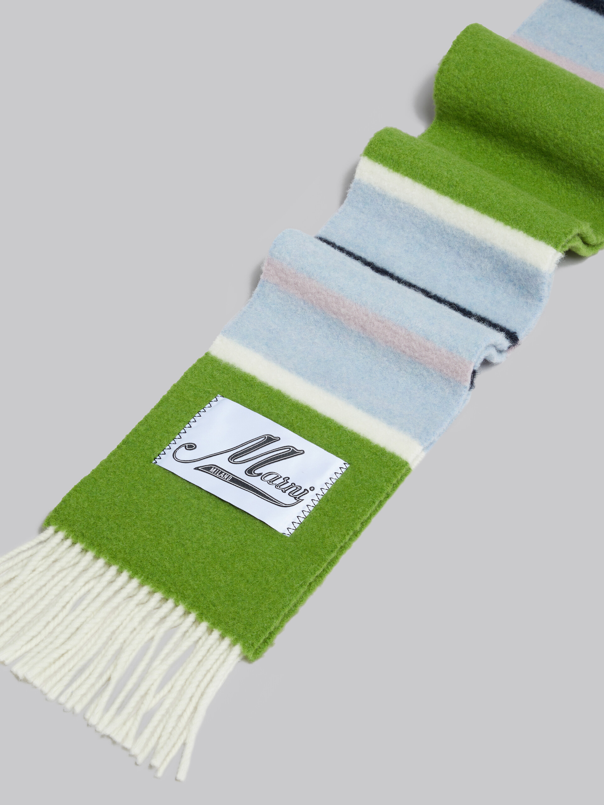 Écharpe en alpaga et laine à rayures bleues - Écharpes - Image 3