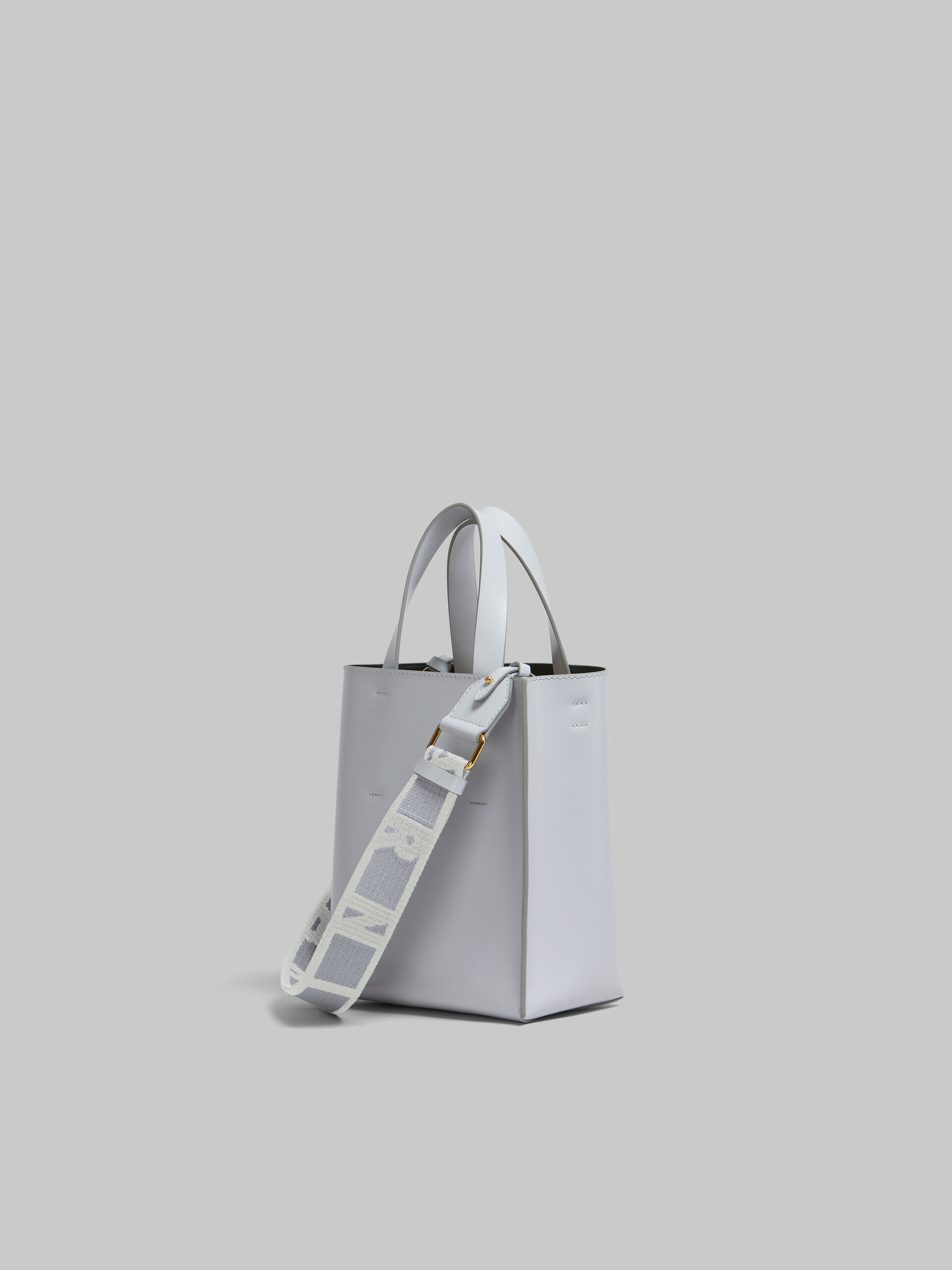 Museo Mini Bag in light blue leather - Shopping Bags - Image 3