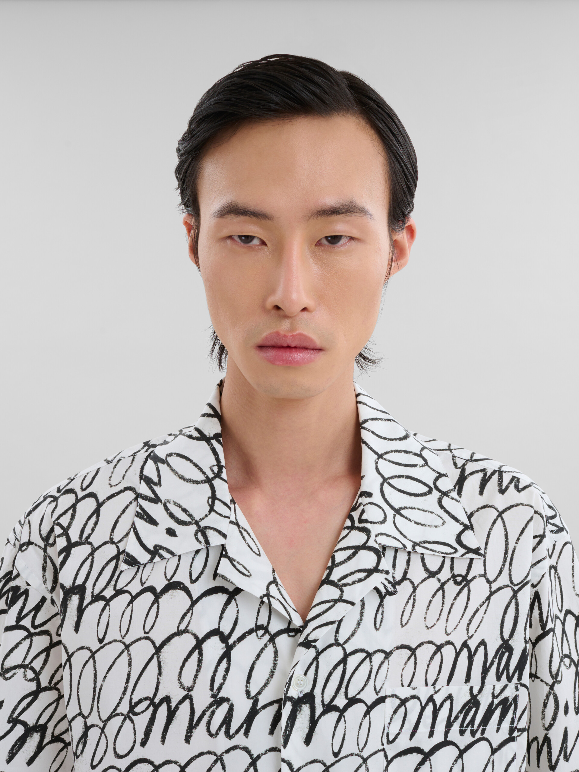 Black poplin bowling shirt with Marni Scribble motif - Shirts - Image 4