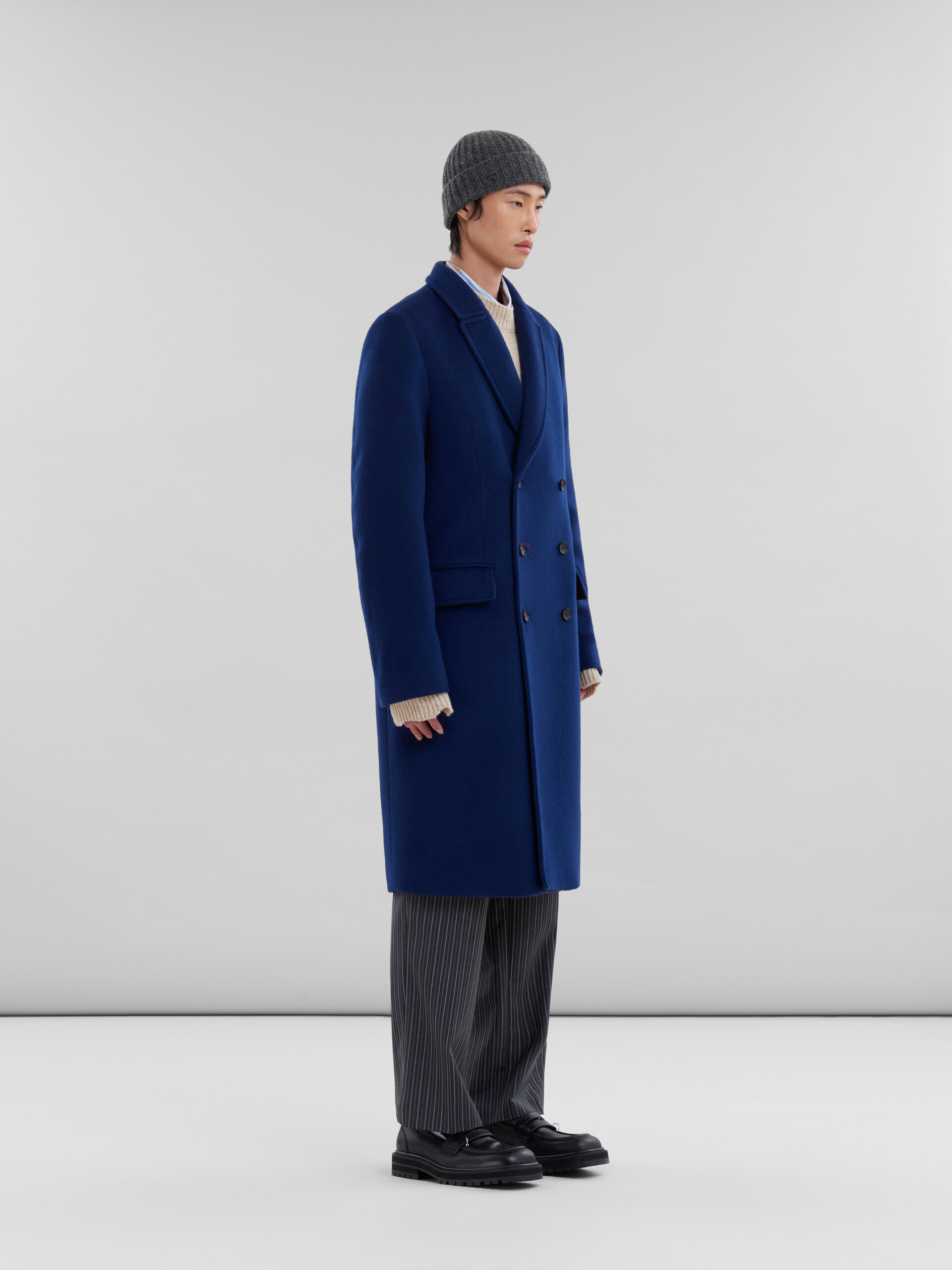 Manteau à double boutonnage en feutre bleu avec effet raccommodé Marni - Vestes - Image 6