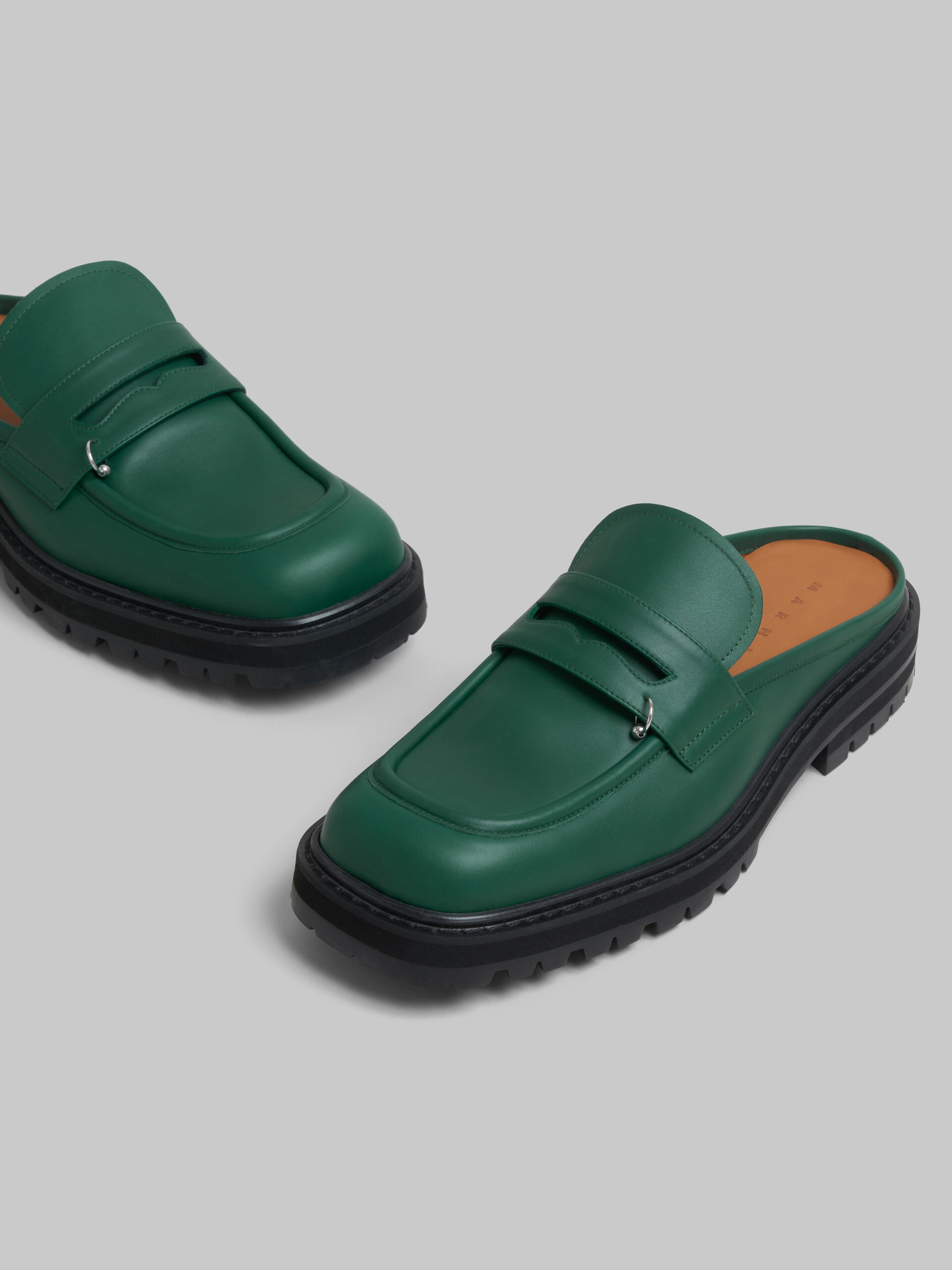 Black leather Piercing 2.0 chunky sabot loafer - Clogs - Image 5