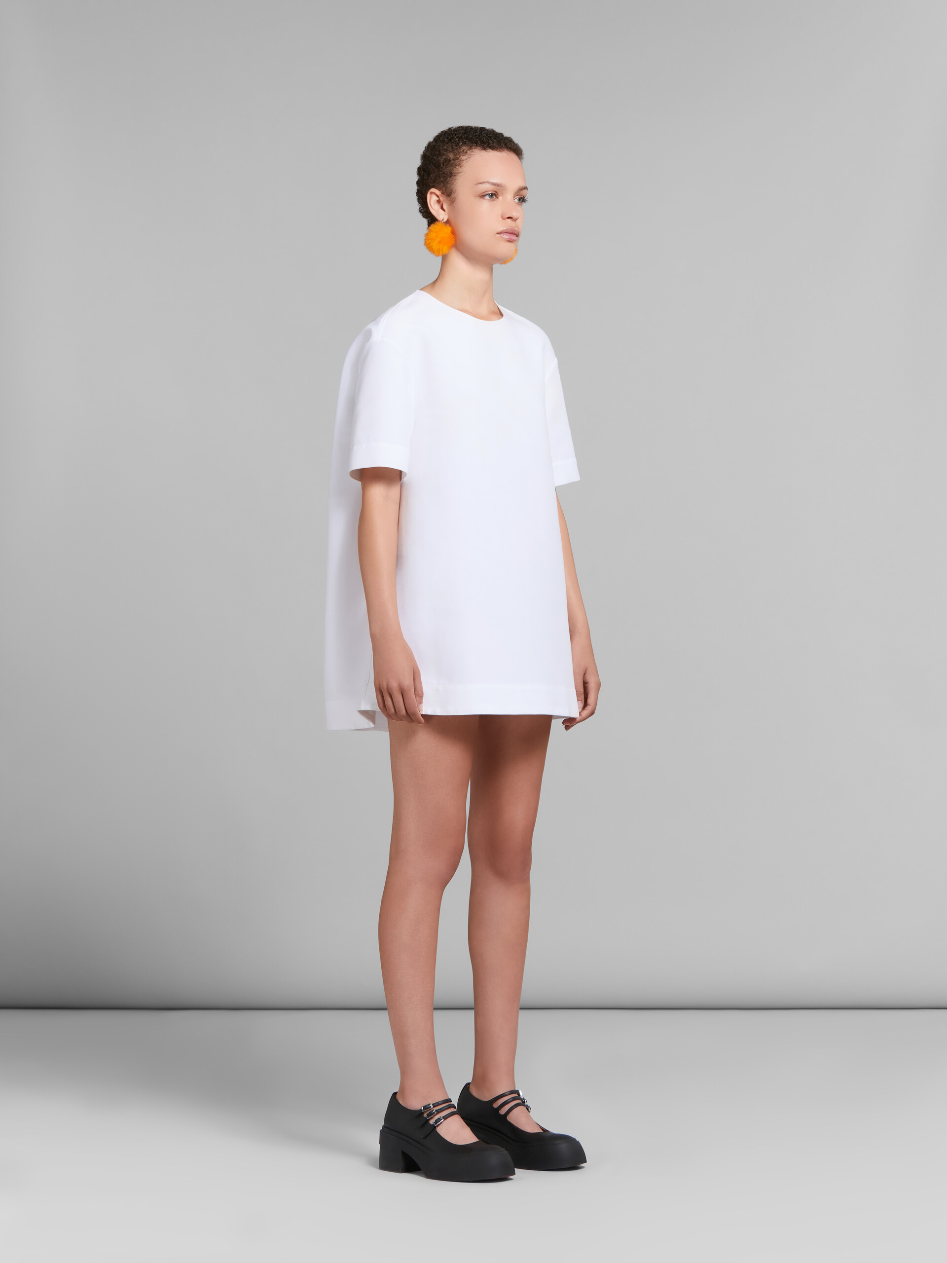 Vestido de cady blanco de corte mini cocoon - Vestidos - Image 6