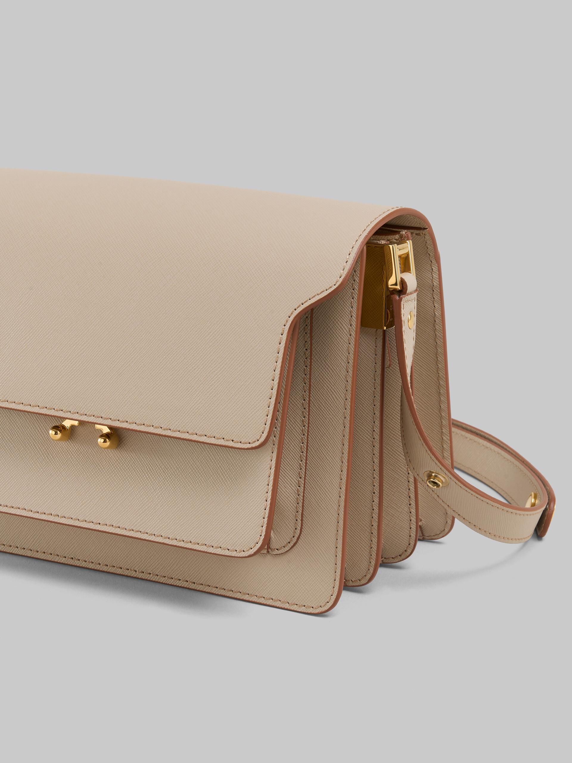 Beige saffiano leather medium Trunk bag - Shoulder Bag - Image 5
