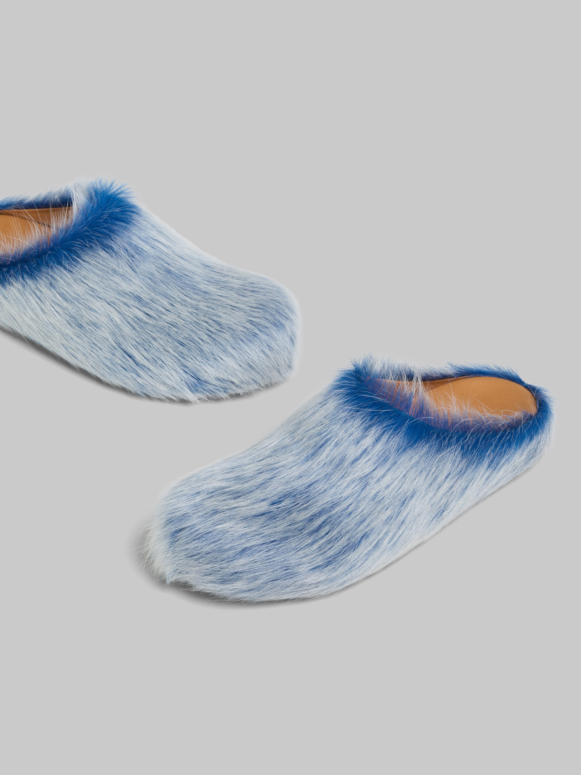 Blue-grey long hair calfskin Fussbett sabot - Clogs - Image 5