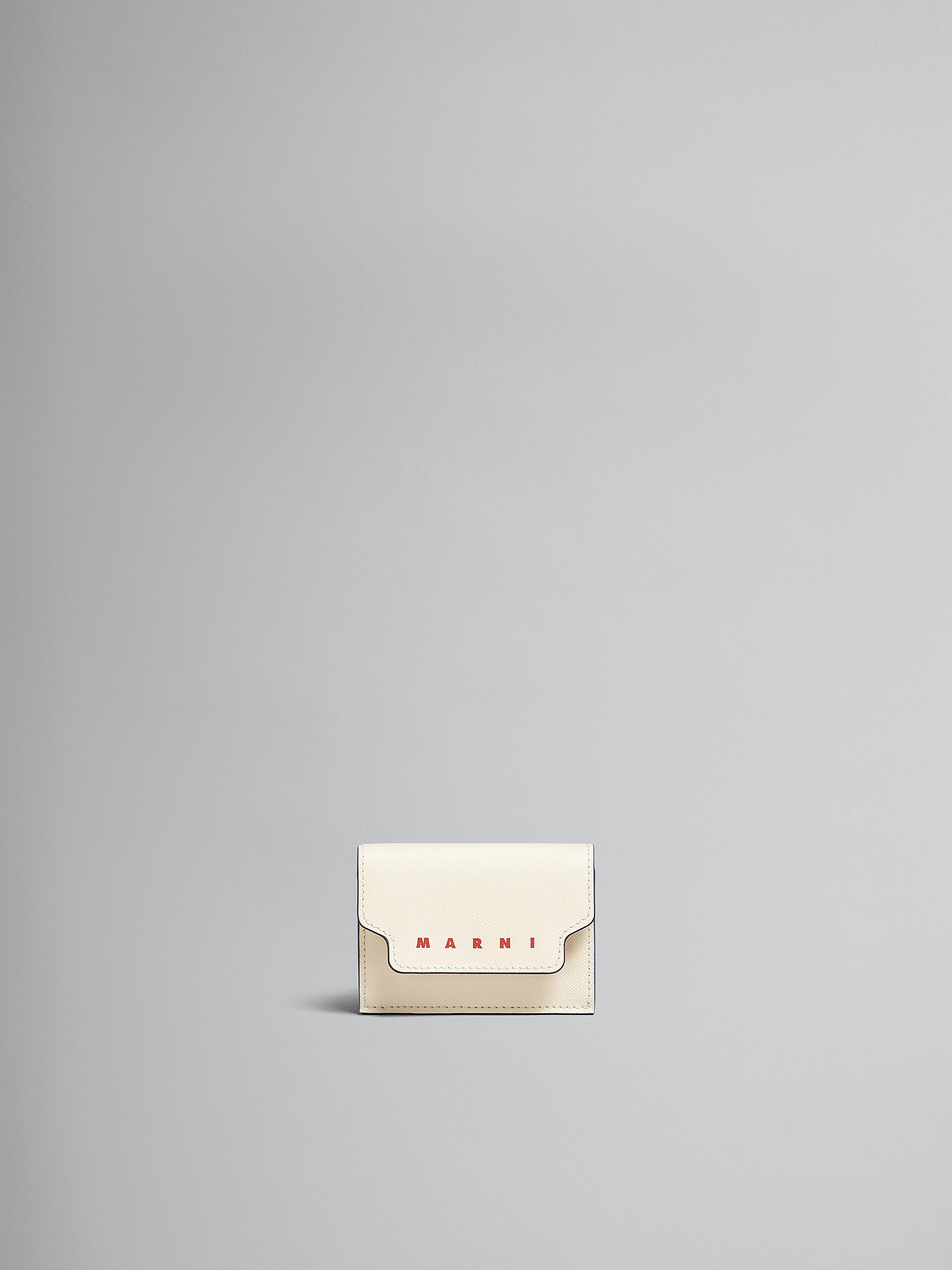 ホワイト サフィアーノレザー三つ折りウォレット - 財布 - Image 1